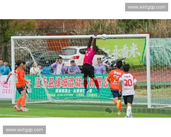 燃情绿茵瞬间不停歇 足球赛事直播互动弹幕狂欢体验